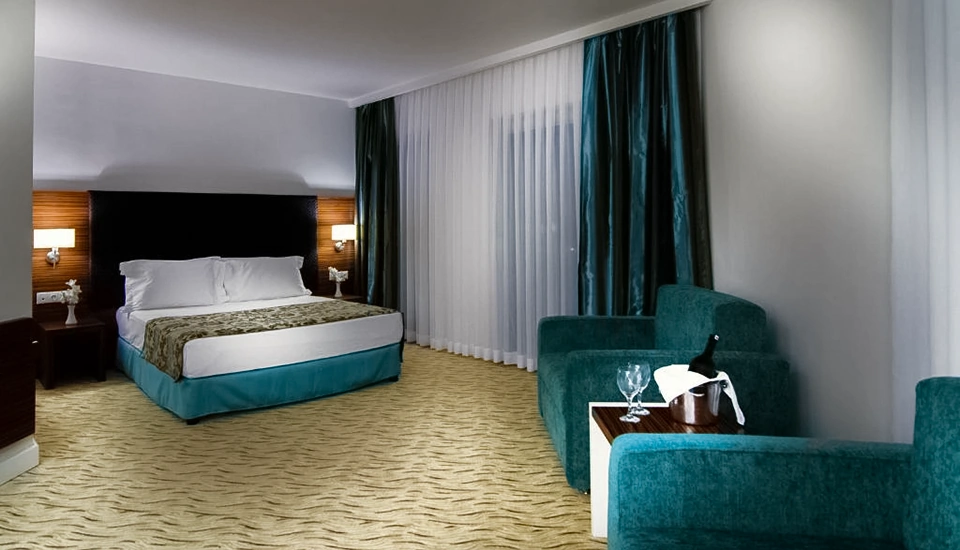 هتل پالم وینگز بیچ ریزورت آنتالیا